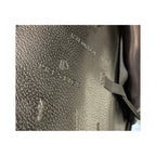 Yksityiskohta Prestige Brillante AS-X -satulan calfskin-nahasta ja huippuluokan viimeistelystä