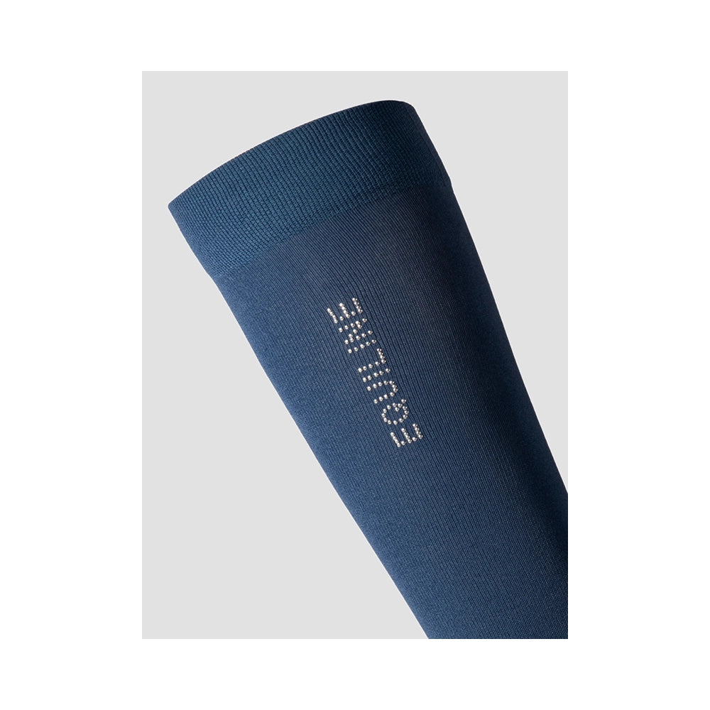 Ratsastussukkien sävy sävyyn micro studs -logo ja ergonominen istuvuus, ohut rakenne saappaan alle